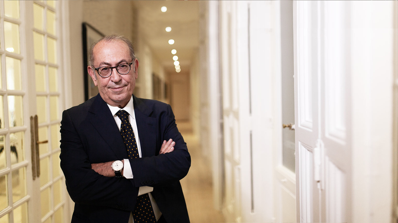 Terreros, Resines, Leguina y otras personalidades piden no votar al PSC por no ser "constitucionalista"