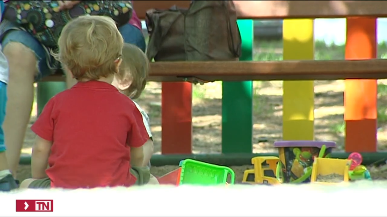 Los nacimientos cayeron un 2,4% y las muertes aumentaron un 3% en España en 2022