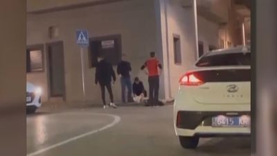 Dos atracadores dejan inconsciente a un joven para robarle su patinete en Ciempozuelos