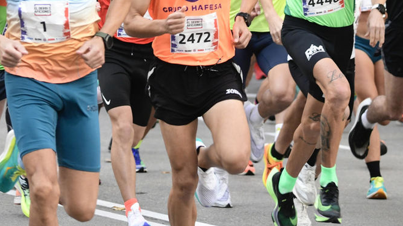 Participantes en una carrera popular