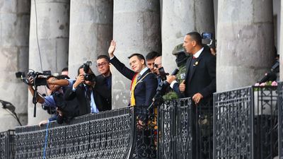 Noboa inicia su mandato en Ecuador aún sin ministros de Interior y Economía