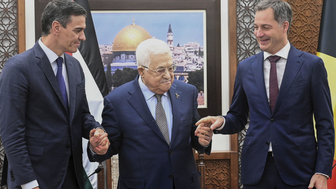 Sánchez y De Croo con el presidente de la Autoridad Palestina