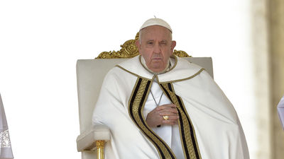 El estado del Papa Francisco  mejora después de que un TAC descarte una 'neumonía'