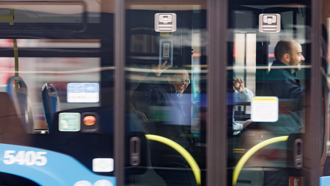 Los viajes en transporte público en Madrid superan por primera vez los viajes en vehículo privado