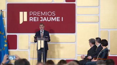 El Rey llama a "no desperdiciar ni un ápice de talento" en la entrega de los Premios Rei Jaume I