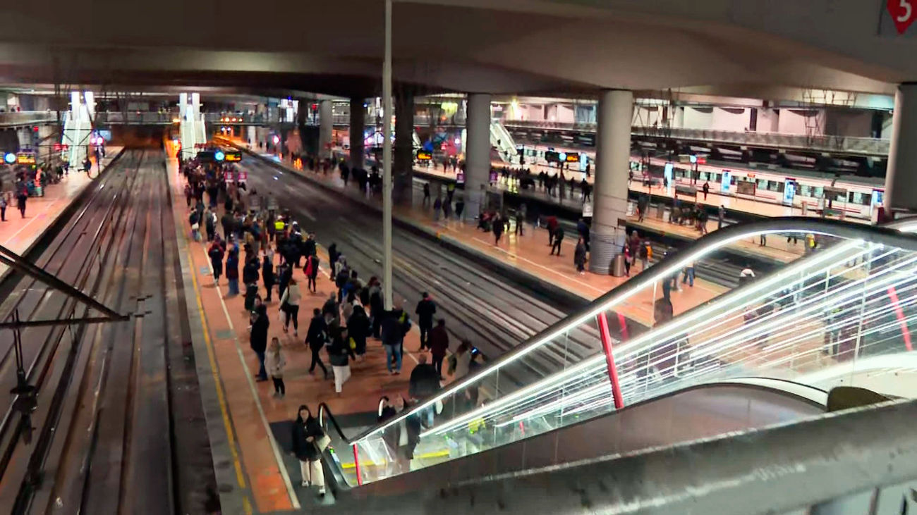 Recoletos y Atocha recuperan la normalidad tras tres días de caos en Cercanías