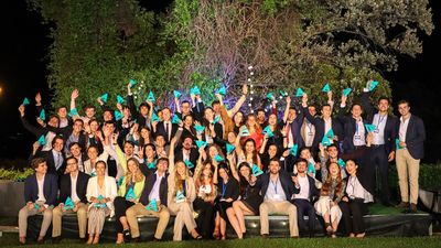 Se busca a los 111 profesionales y 111 estudiantes más brillantes de España