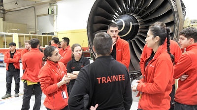 Casi la mitad de estudiantes que realizan prácticas en Iberia Mantenimiento acaban contratados