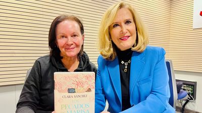 Clara Sánchez: “Estoy encantada con ocupar la silla X en la RAE porque es la del enigma y que está de moda”