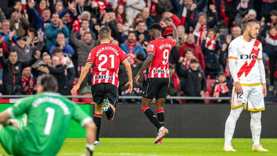 El Rayo Vallecano se desploma en San Mamés tras caer 4-0 con el Athletic