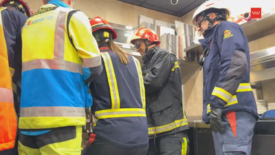 Un trabajador de 23 años pierde parte de dos dedos en la trituradora de un restaurante de Pozuelo