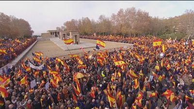 El PP cifra en 15.000 los asistentes a la protesta en Madrid  contra la amnistía