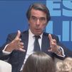 Aznar ve una "vergüenza" la cita en Suiza con el mediador: "No se puede arrastrar más a un país por el fango"