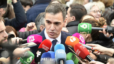 Sánchez justifica sus cambios de criterio: "No soy maquiavélico, sino responsable"