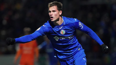 Latasa saca de un apuro al Getafe, que gana 1-2 al Atzeneta