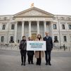 La Fundación Hay Derecho registra más de 100.000 firmas en el Congreso contra la amnistía