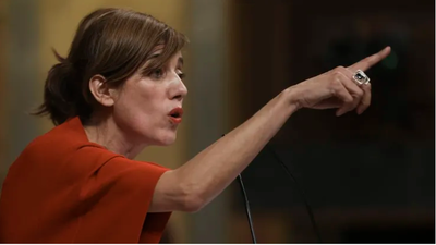 Sumar carga contra la "deslealtad" y "victimismo" de Podemos al marcharse al Grupo Mixto