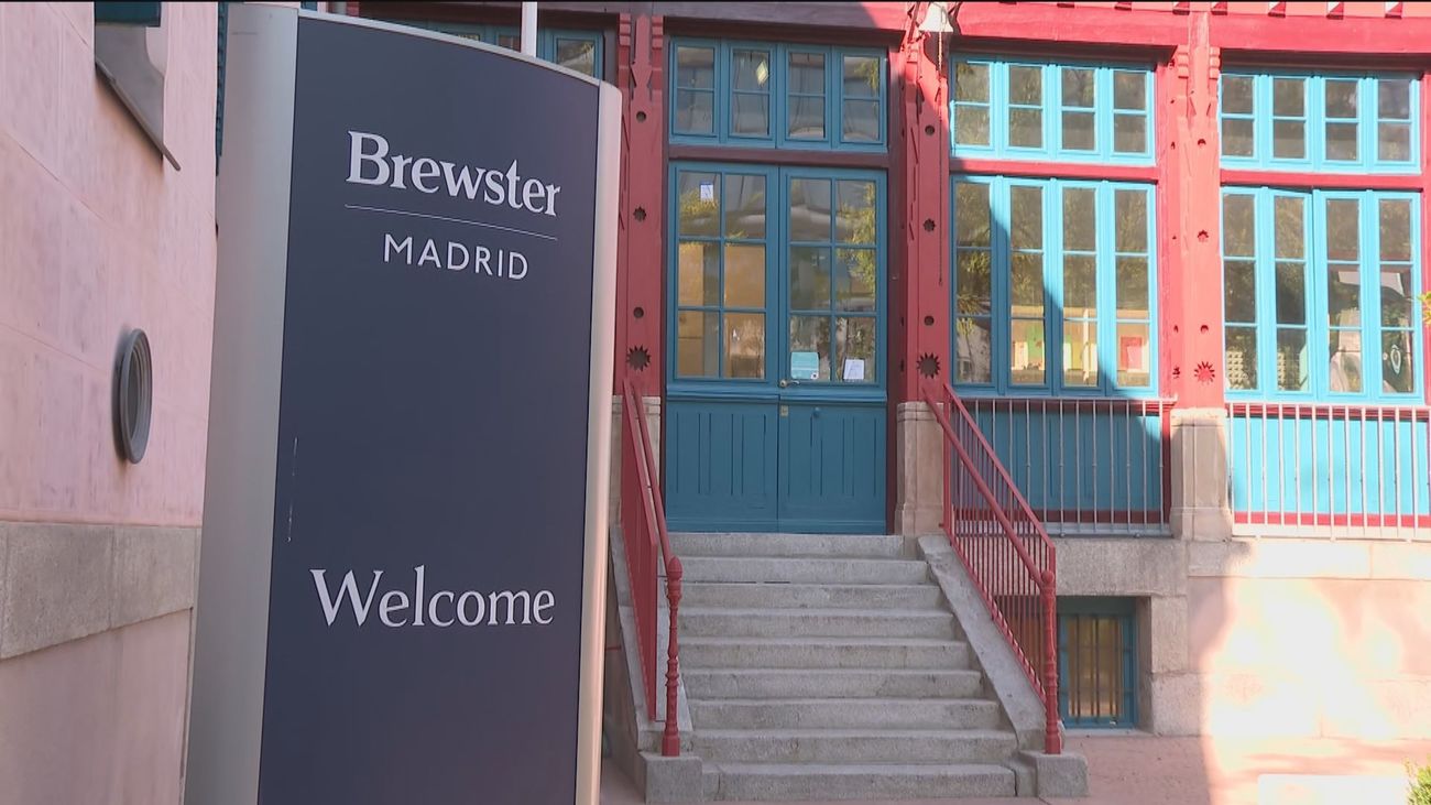 Un juez suspende la orden de cierre del colegio Brewster