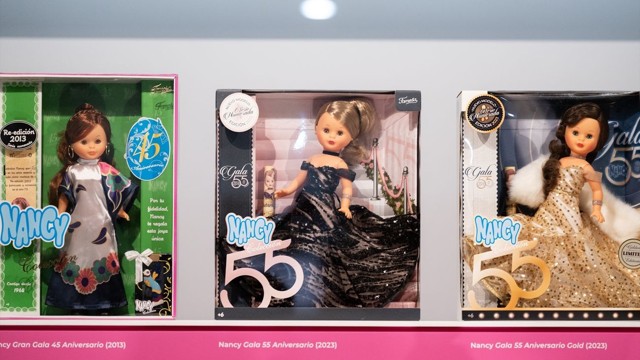 El Museo del Traje homenajea a Nancy en el 55 aniversario de su nacimiento con una exposición