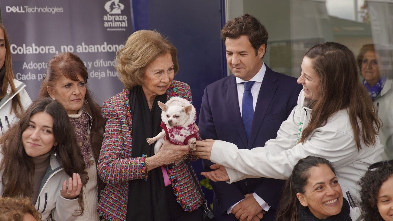 Reina Sofía en Centro de animales