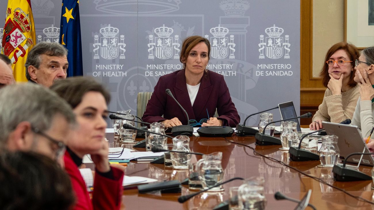 Sanidad convoca antes de Navidad a las Comunidades para tratar las listas de espera