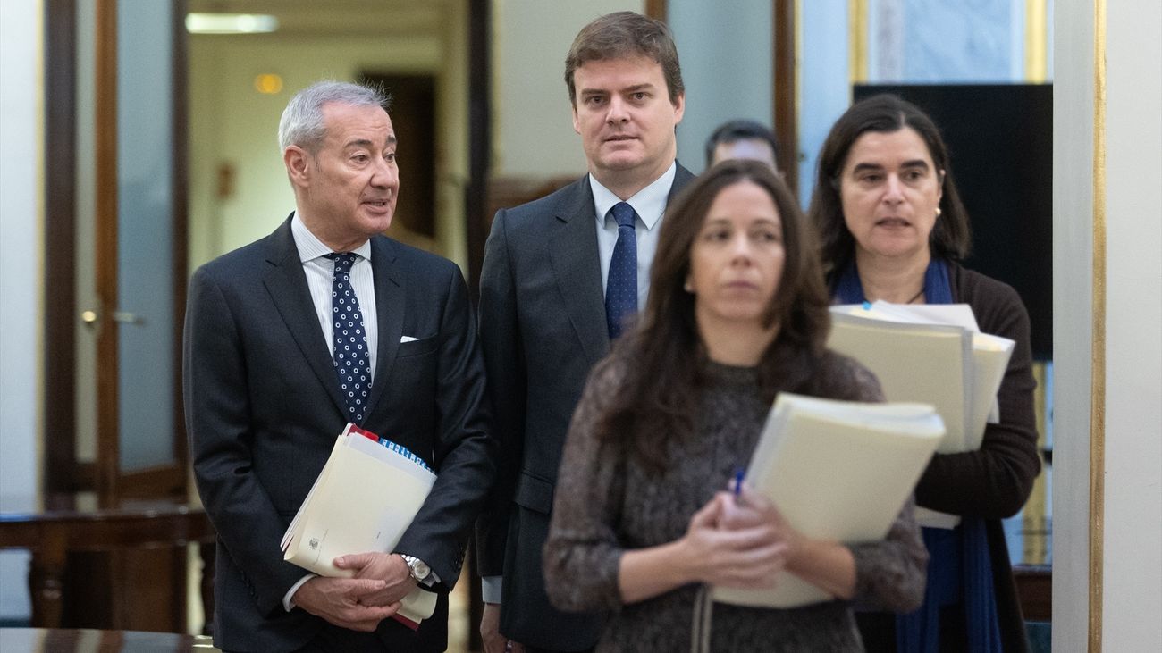 Galindo aparta de la Comisión Constitucional al jurista Manuel Fernández-Fontecha crítico con la amnistía