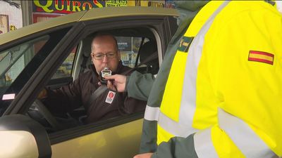 La DGT intensifica los controles de alcohol y drogas en vísperas de las fiestas navideñas