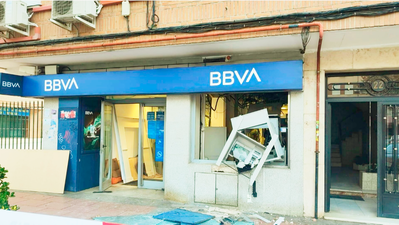 La tremenda explosión para robar en un banco que puso en alerta a todo un vecindario de Getafe