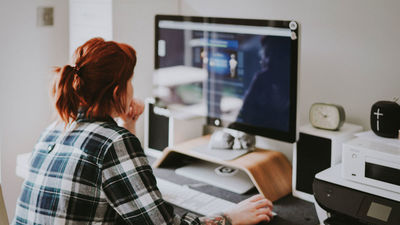 La Comisión Europea presentará "sin demora" una ley sobre desconexión del teletrabajo