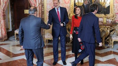 Los reyes presiden el patronato de la Fundación Princesa de Girona en el Palacio Real
