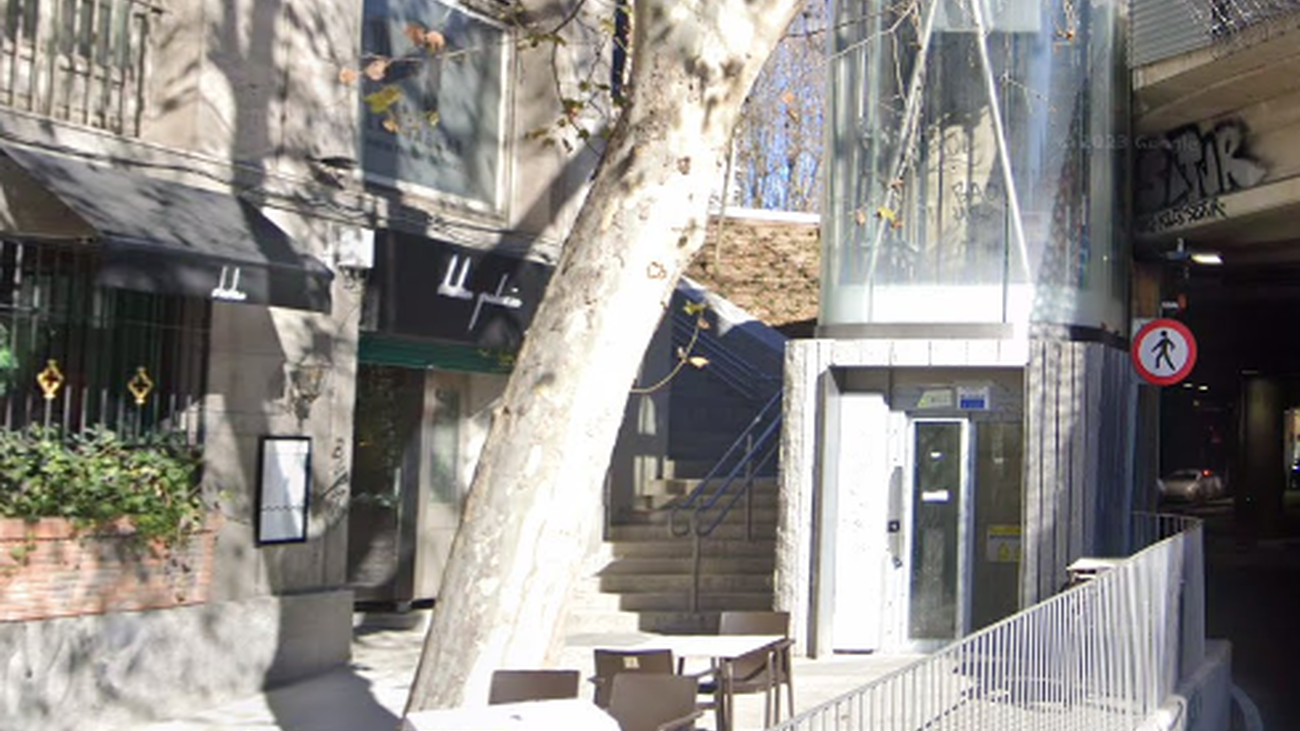 Uno de los ascensores de Plaza de España