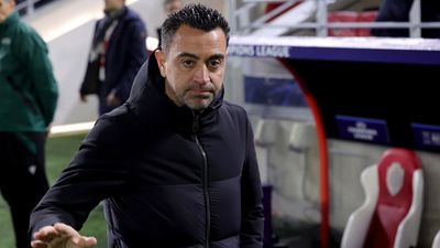 Xavi cierra el peor arranque en Champions de la historia de un entrenador del Barça