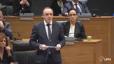UPN  abandona el pleno del Parlamento de Navarra y llama "escoria" a los socialistas