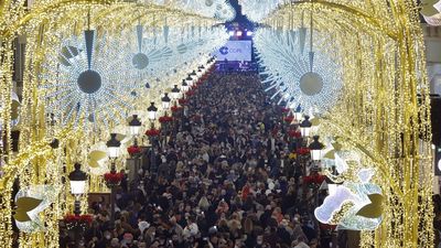Prohibido cantar y beber en la calle, Málaga quiere "tener la fiesta en paz"