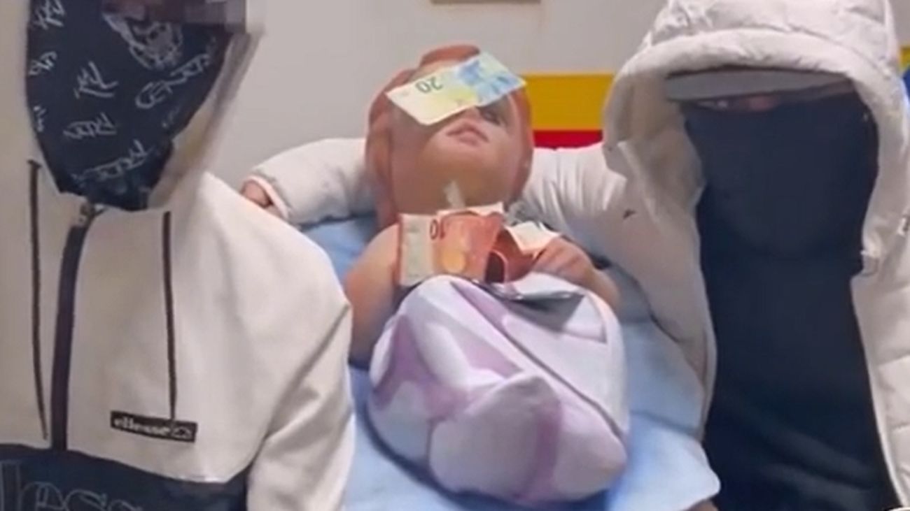 Roban el niño Jesús del belén de Sant Vicent del Raspeig y piden una recompensa de 2.000 euros