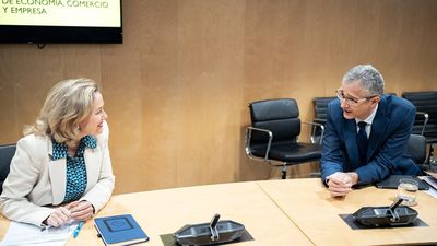 Calviño se reúne con la Banca y los usuarios para valorar el cumplimiento de los Códigos de Buenas Prácticas