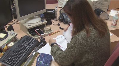 Los funcionarios españoles podrían ser obligados a pasar exámenes anuales