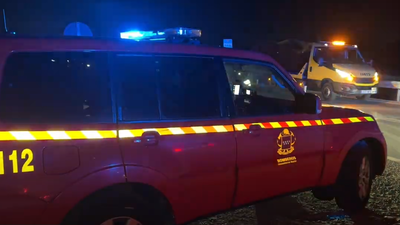 Dos heridos graves y uno leve en un choque frontal en Serranillos del Valle