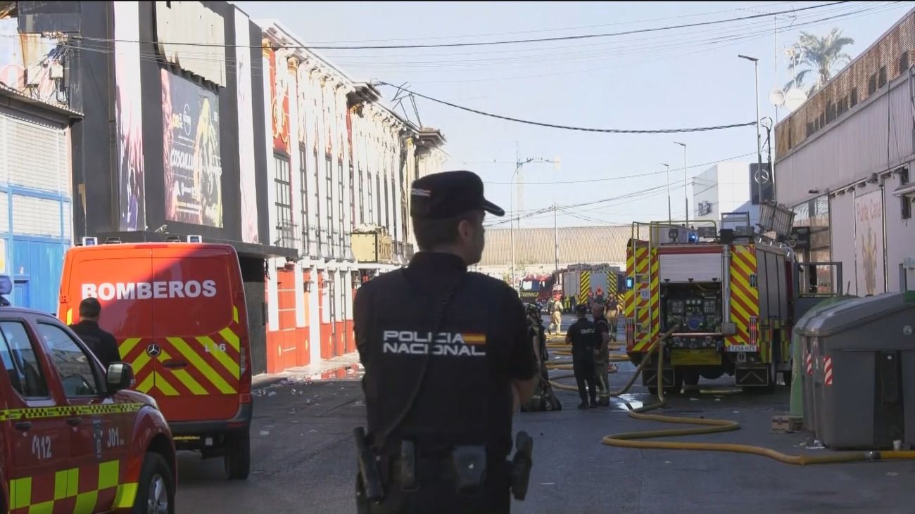La discoteca 'Teatre' en Murcia tenía las puertas de emergencias bloqueadas con candados