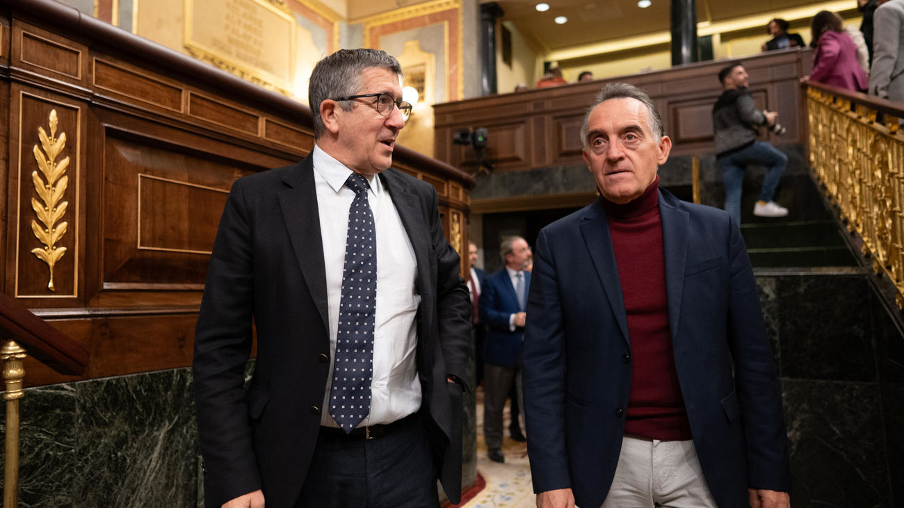 PSOE acepta abrir el debate para despenalizar las injurias a la Corona y el enaltecimiento del terrorismo