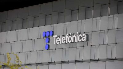El Gobierno compra el 10% de Telefónica y se convierte en el accionista mayoritario
