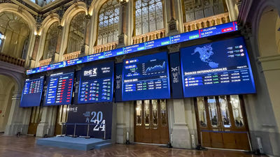 El Ibex 35 recupera los 10.100 puntos tras escalar un 0,52%