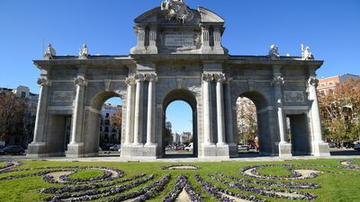 El Ayuntamiento de Madrid, premiado por la restauración de la Puerta de Alcalá