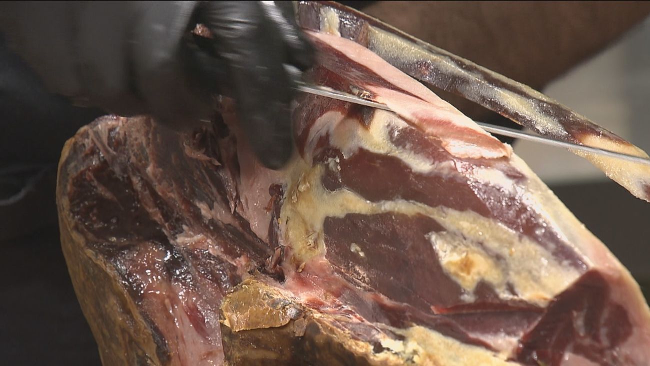 El jamón se convierte en el producto estrella estas navidades