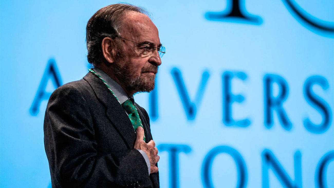 Muere el periodista y escritor Antonio Burgos a los 80 años de edad