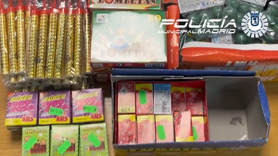 Incautados más de 11.000 petardos prohibidos en tres bazares de Puente de Vallecas