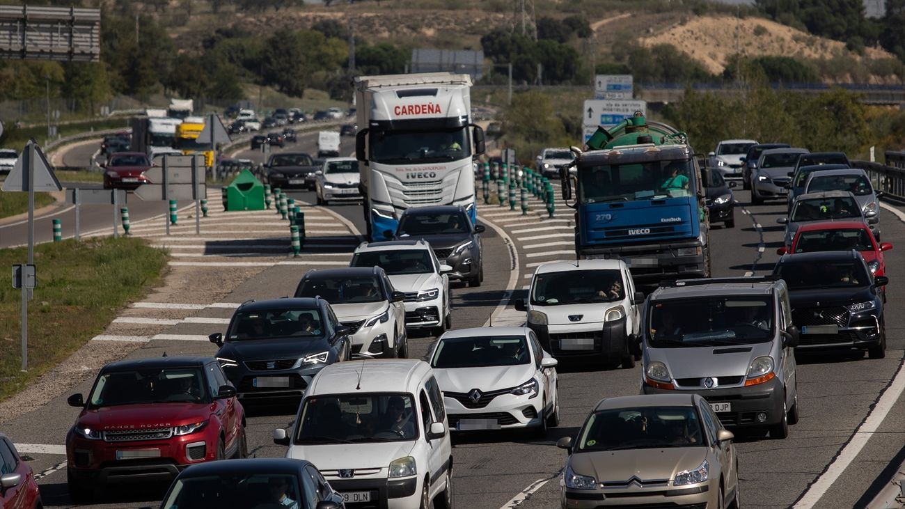 Comienza el dispositivo especial de la DGT, "llegar tarde es mejor que no llegar"