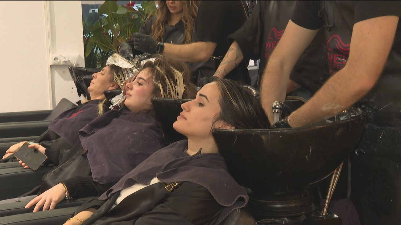 Las peluquerías también hacen su 'agosto' por Navidad