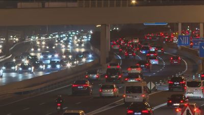 Tarde de mucho tráfico en las carreteras madrileñas