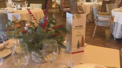 Cada vez más familias optan por cenar en Nochebuena en un restaurante